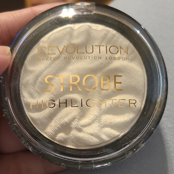 Revolution Other - Revolution Strobe Highlighter